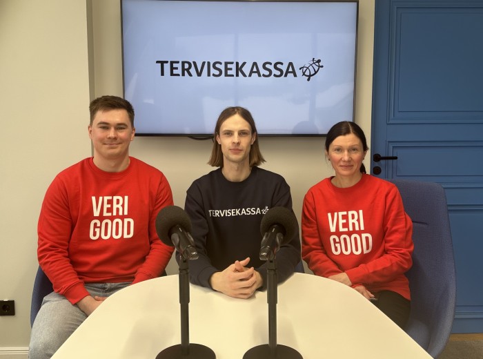 Vasakul Ralf Raava, keskel Sander Rajamäe ja paremal Marit Märk. saatekülalised koos saatejuhiga